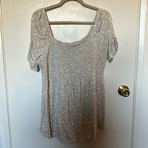 Floral maternity top